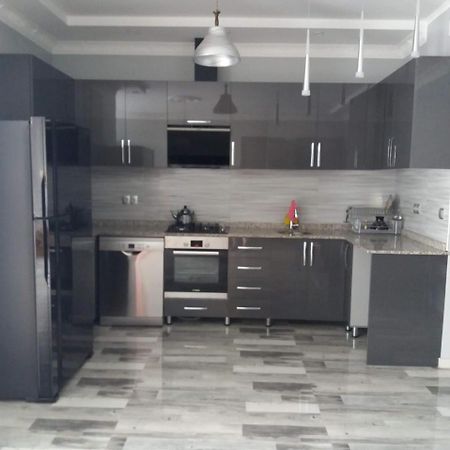 Apartment Irina Batumi Exteriör bild
